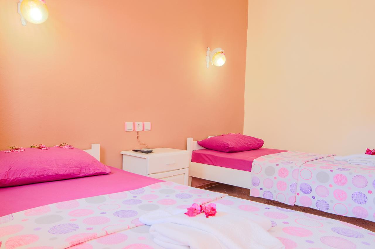 Saray Pansiyon Kaş Exteriör bild