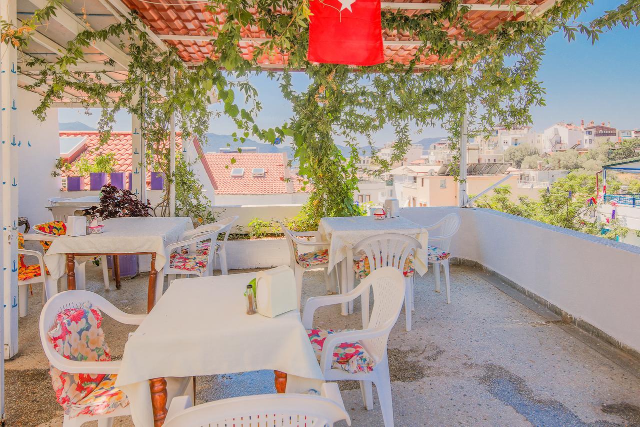 Saray Pansiyon Kaş Exteriör bild